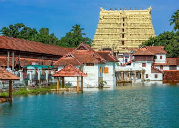 Thiruvananthapuram (Trivandrum) : The abundance of Greenary , Beaches and Hill regions