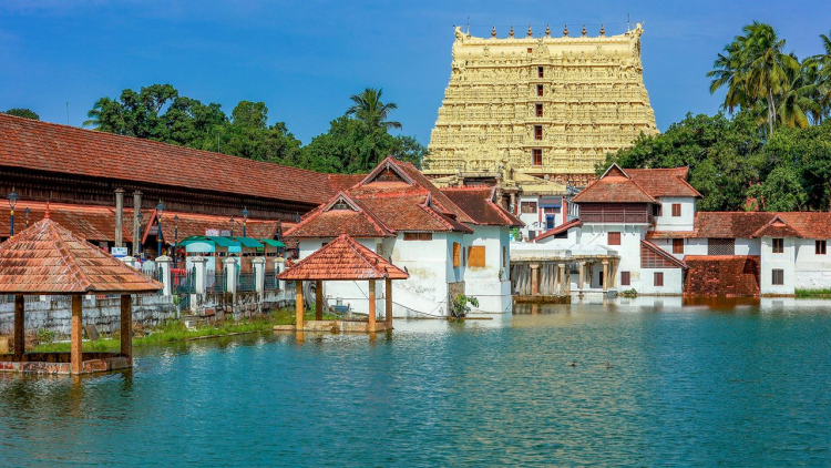 Thiruvananthapuram (Trivandrum) : The abundance of Greenary , Beaches and Hill regions