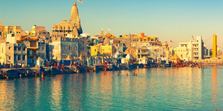 Dwarka : The Timeless Kingdom of Lord Krishna & Spiritual Serenity