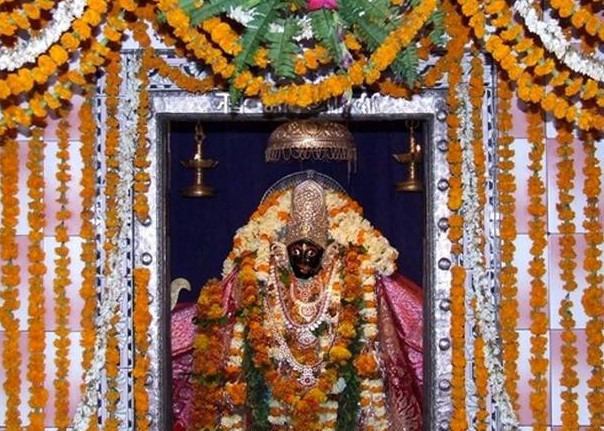 "Maihar: The Hidden Gem – Pilgrims visiting Maa Sharda Devi Temple on Trikuta Hill"