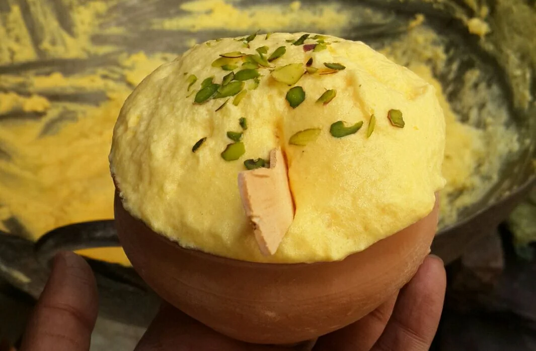 Exploring Azamgarh’s vibrant street food culture with traditional snacks