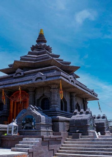 Discover the Charm of Kollam: The Gateway to Kerala’s Backwaters